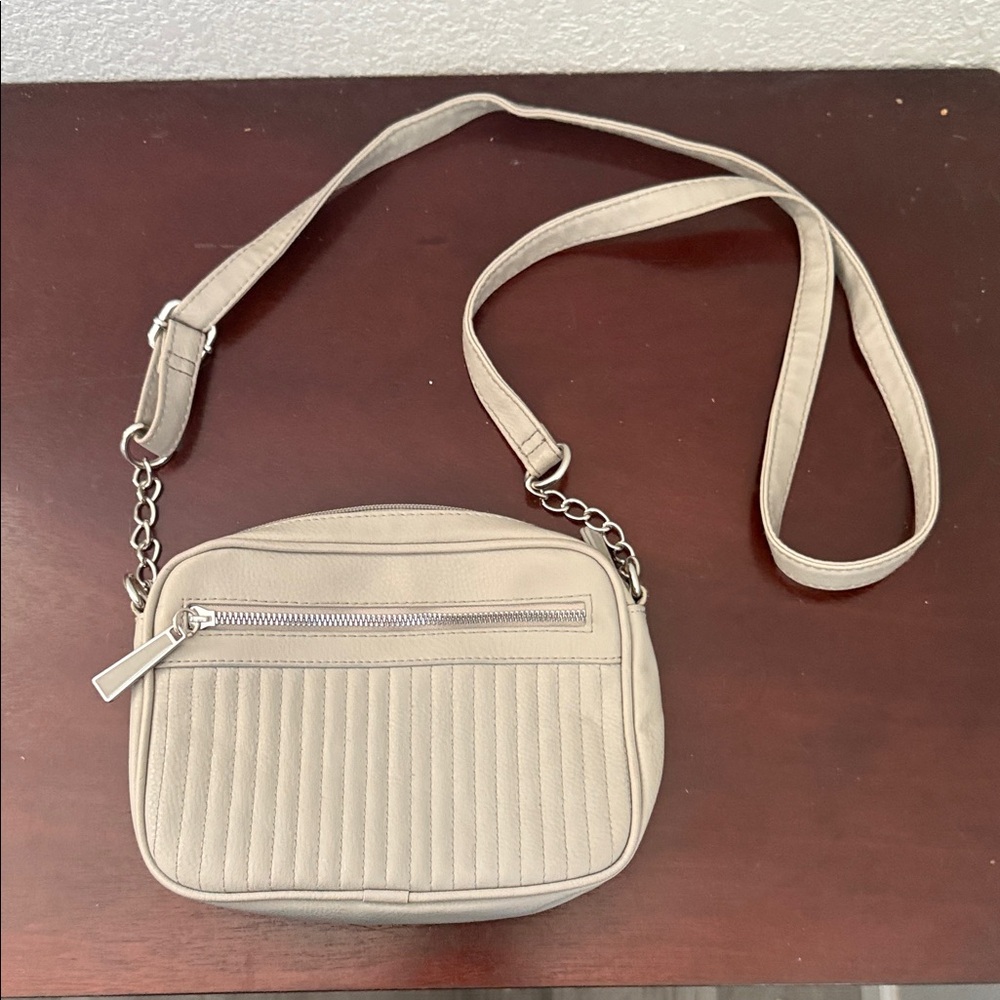 Elegant Gray Crossbody Bag